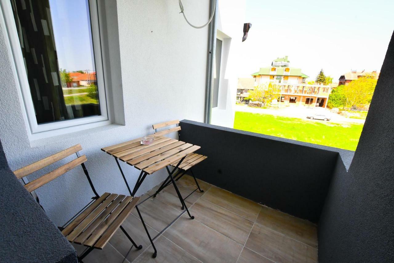 Vulsa Apartmani Kladovo Exterior foto